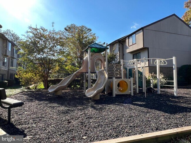 Building Photo - 1635 Westwind Way