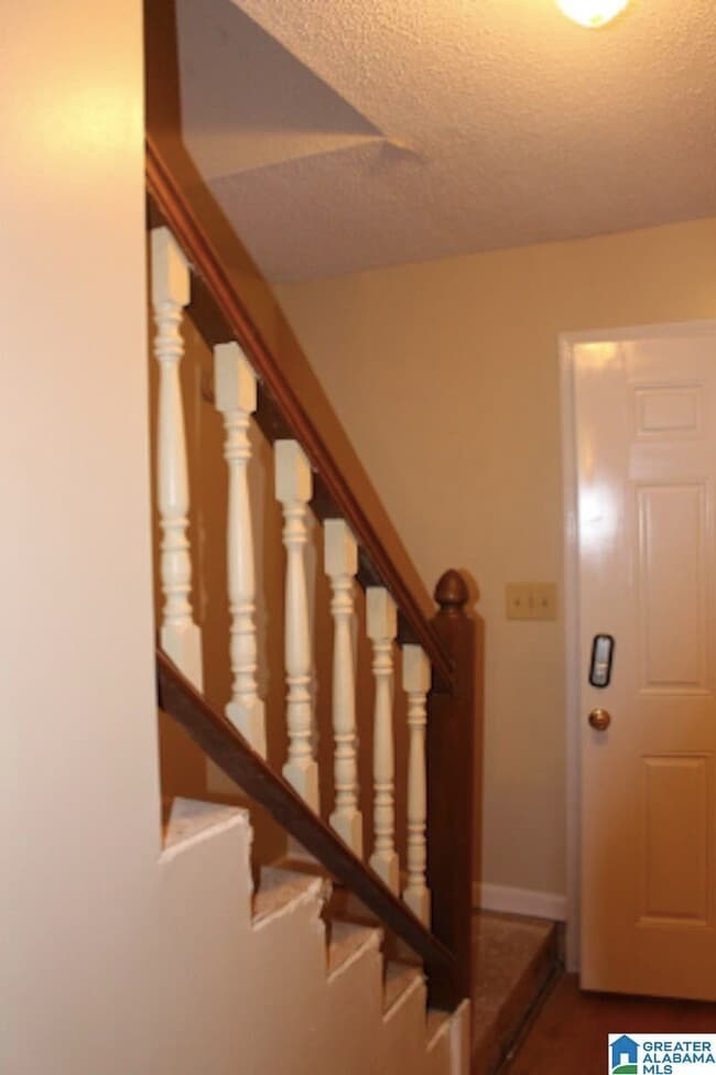 Building Photo - 359 Jamestown Manor Dr