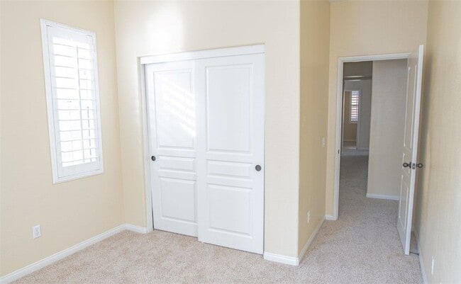 Building Photo - 4230 Vía Angelo