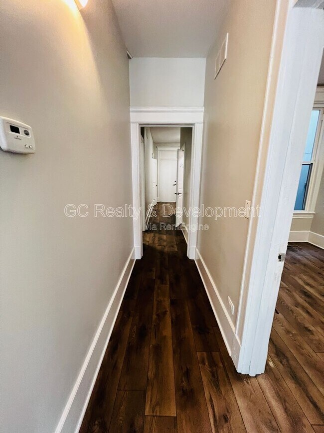 Building Photo - 6401 S Eberhart Ave