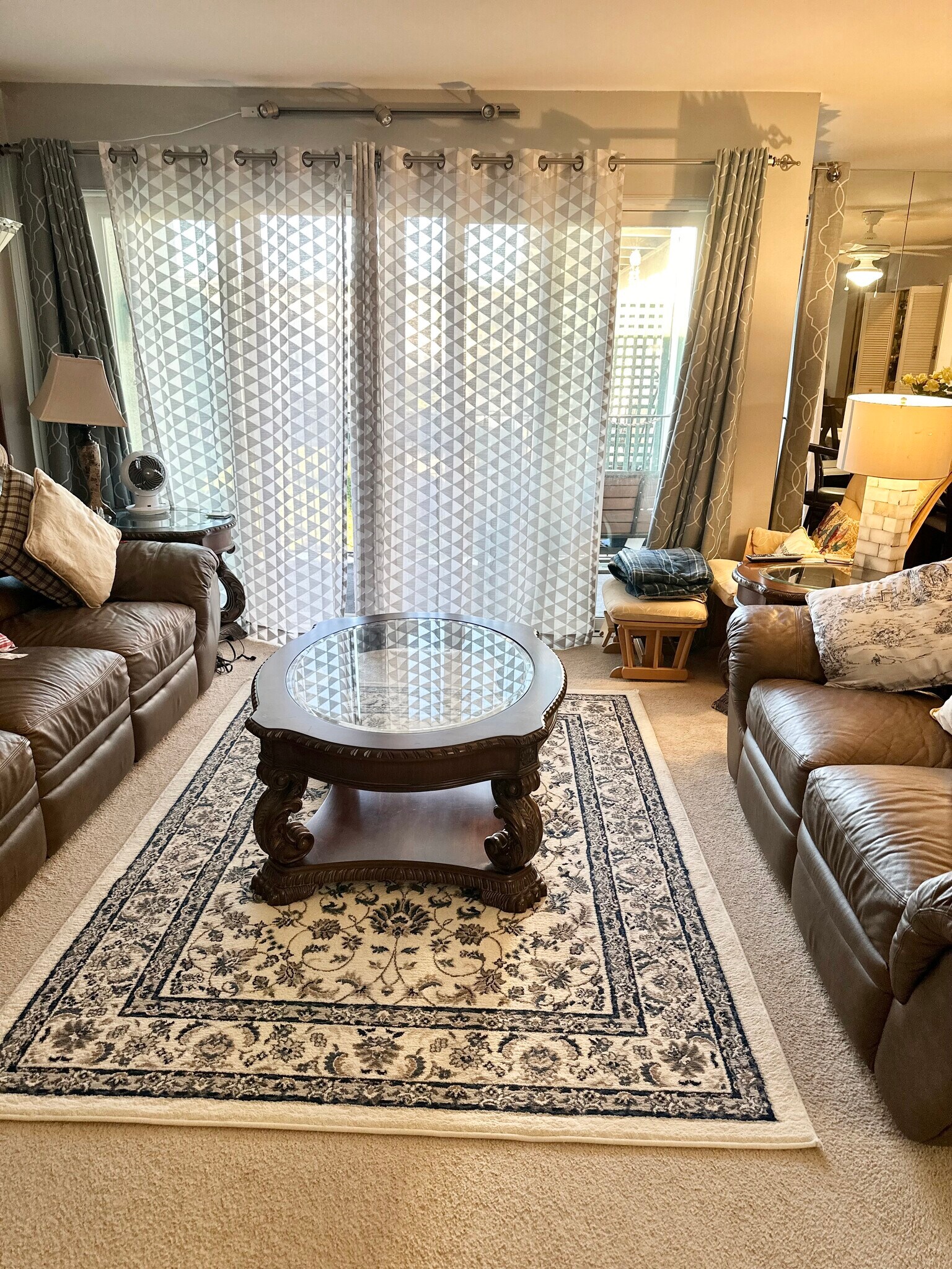 Building Photo - 932 Peninsula Ave