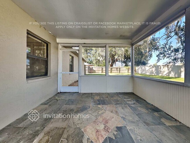 Building Photo - 2301 Beechwood Ct