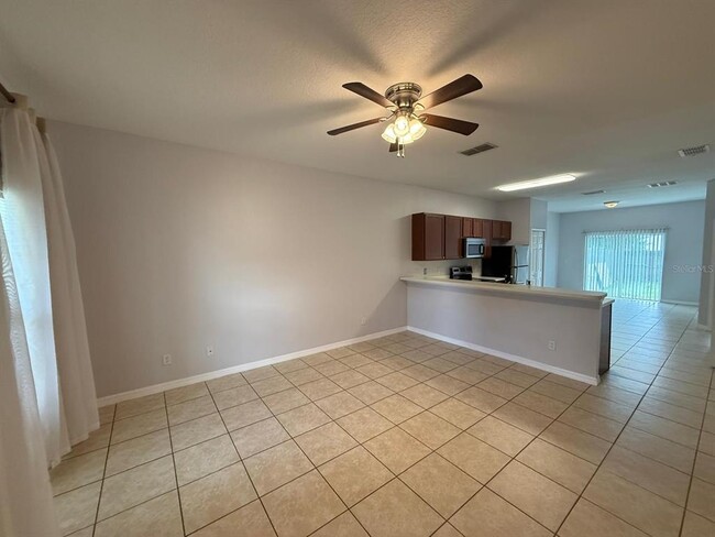 Building Photo - 816 Abbeville Ct
