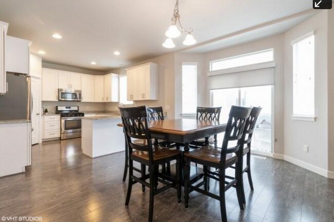 Building Photo - Cute Vineyard Home - Available Mid-August!