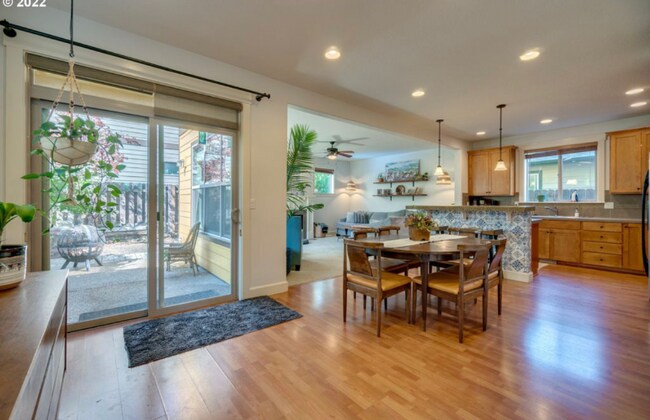 Primary Photo - 6500 Halcyon Dr