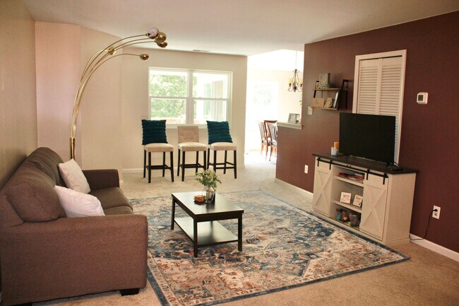 Building Photo - Charming 2 Bedroom/1 Bathroom Condo in Halethorpe, MD!