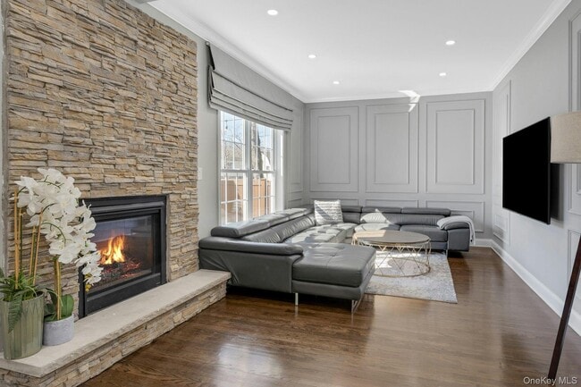 Building Photo - 766 Mamaroneck Ave