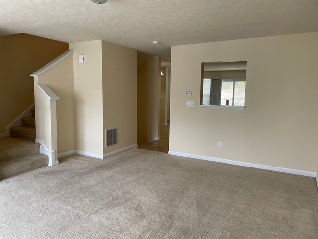 Building Photo - 342 Falcon Run