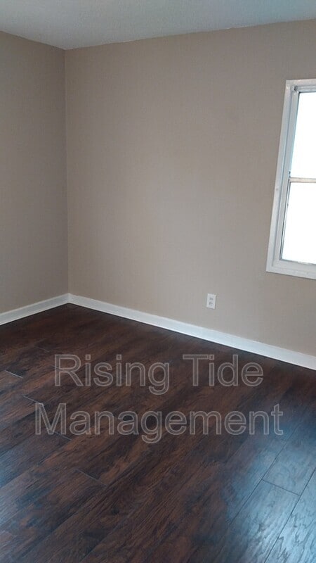 Building Photo - 1728 33rd St Ensley