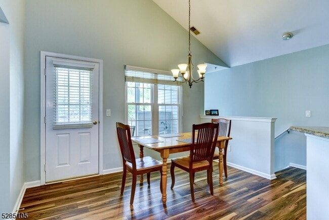 Building Photo - 5803 Tudor Dr