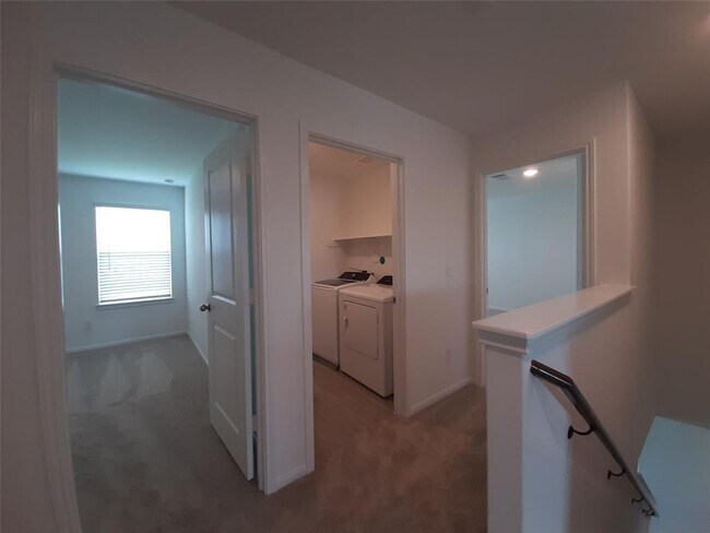 Building Photo - 23926 Escardilla Dr
