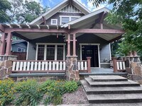 Building Photo - 316 E 6th St