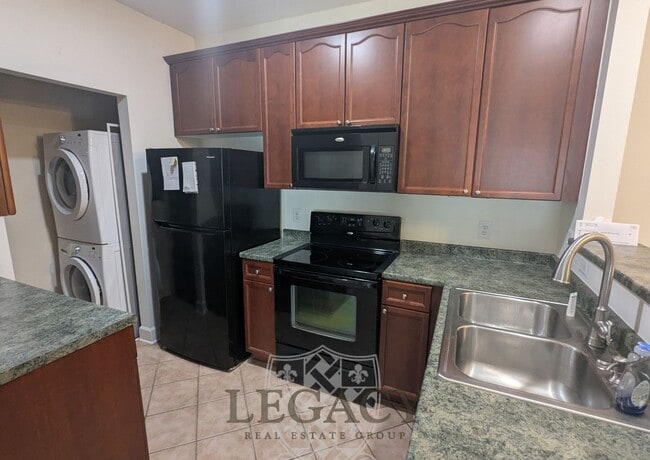 Building Photo - 8045 Bienville Dr