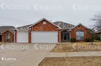 Building Photo - 2809 SE 96th St