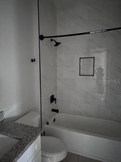 Building Photo - 2061 19th Ave SW