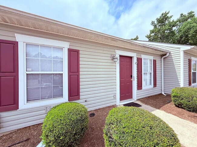 Building Photo - 128 Deer Hound Trail