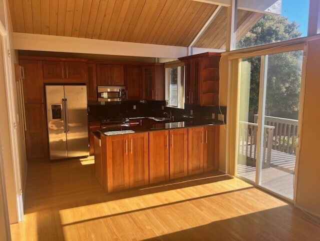 Great Room - 880 Larkspur Dr