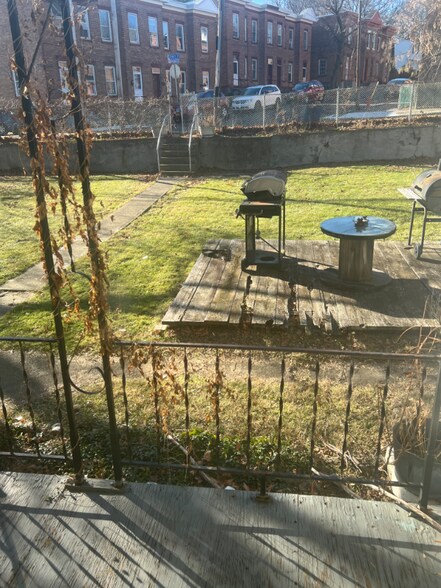 Building Photo - 29 Harmony St