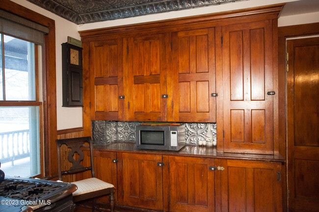 Building Photo - 48 Salem St