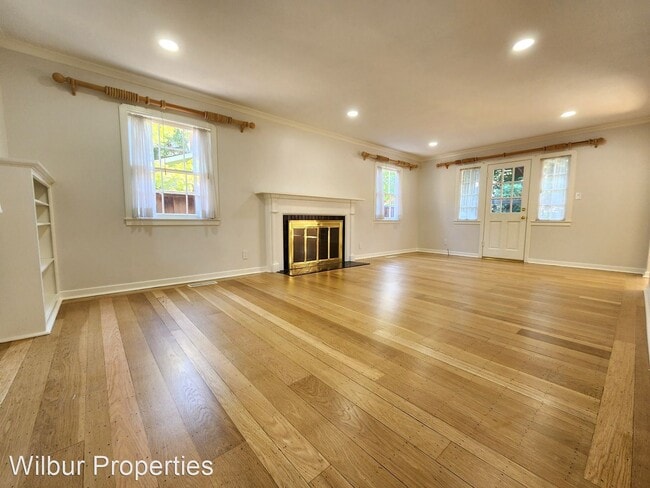 Building Photo - 3 br, 2 bath House - 452 9th Ave