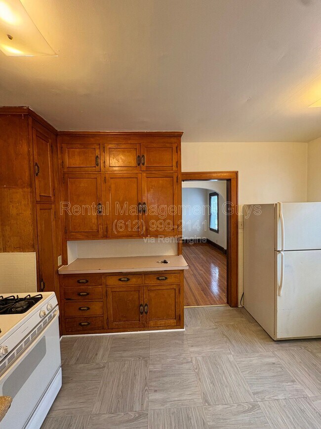 Building Photo - 3318 N Penn Ave