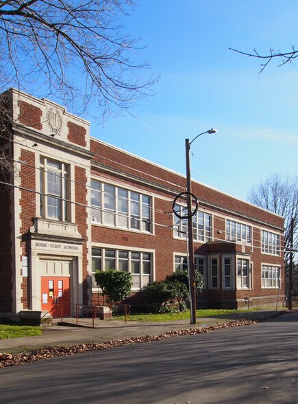 Boise-Elliot School - 348 N Ivy St