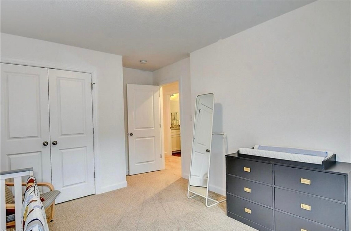 Building Photo - 1243 Jadens Way