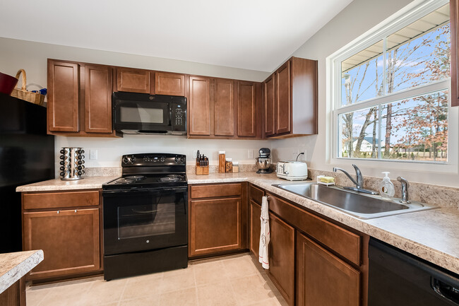 Building Photo - 1516 Indigo Creek Dr