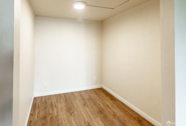 Building Photo - 36 Toledo Way