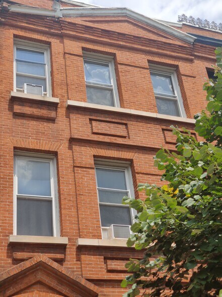 Primary Photo - 1829 Bolton St