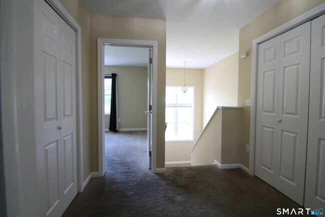 Building Photo - 8005 Heartwood Ln