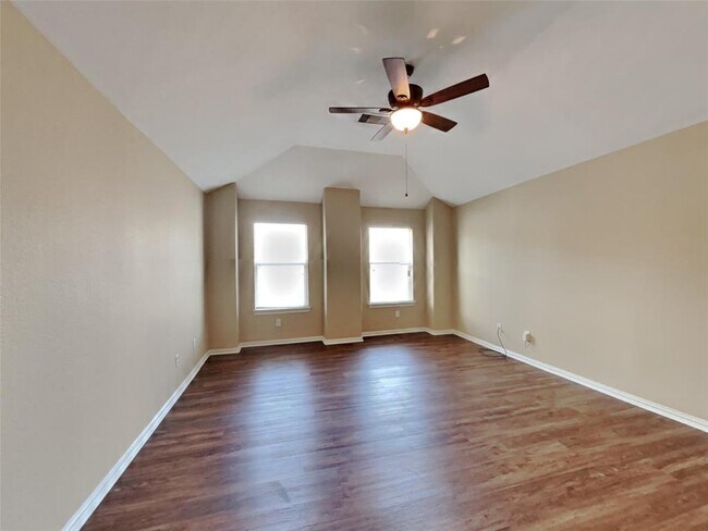 Building Photo - 13826 McKinney Creek Ln