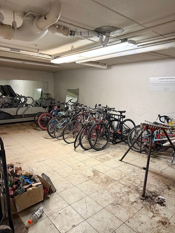 Building Photo - 269 Lake St