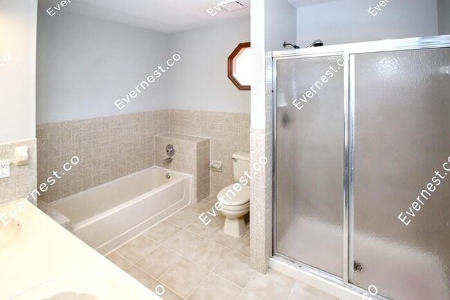 Building Photo - 1370 Timothy Ridge Dr