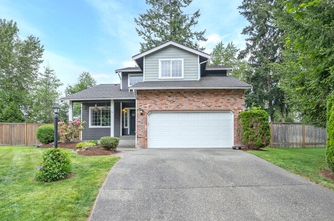 Primary Photo - Spacious 4-Bedroom Home on a Tranquil Cul-de-Sac in Puyallup