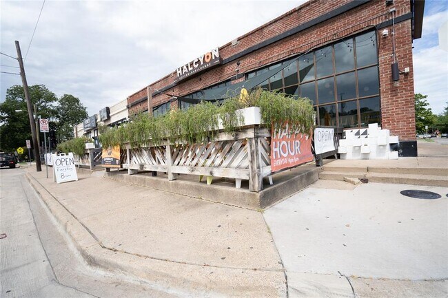 Building Photo - 2808 Greenville Ave