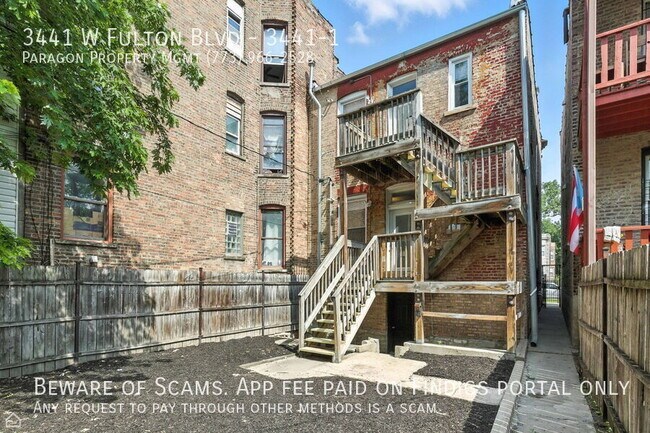 Building Photo - 3441 W Fulton Blvd