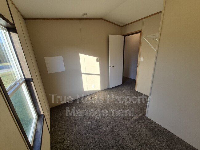 Building Photo - 16225 County Rd 1525