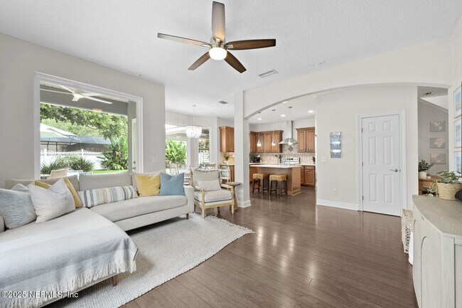 Building Photo - 2924 St Johns Blvd