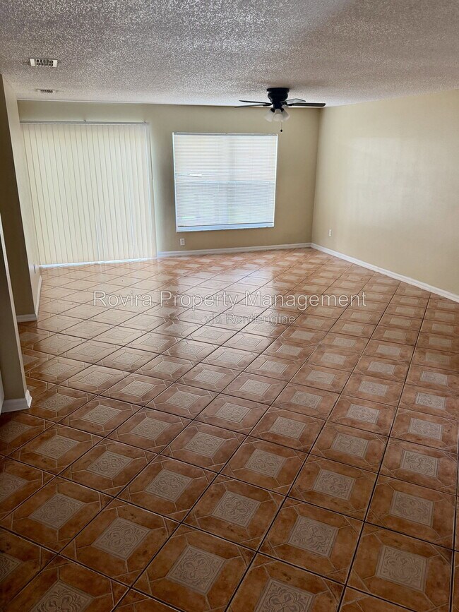 Building Photo - 1326 Aguacate Ct