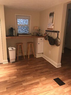 Building Photo - Beautiful Mt Washington 2 Bed Townhouse Available in June!