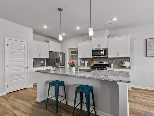 Building Photo - 209 Allegro Cir