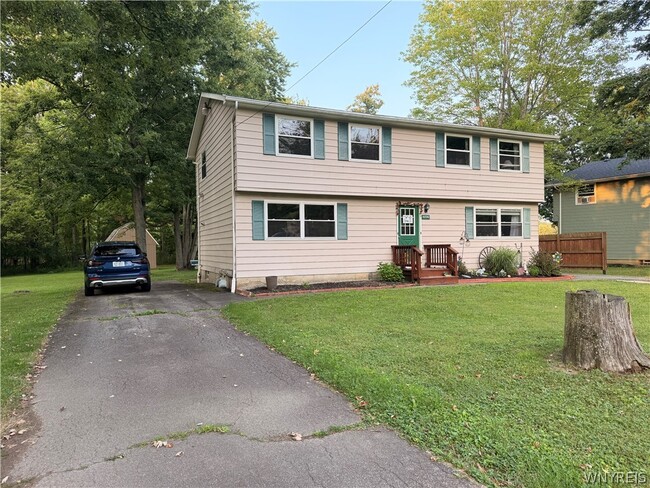 Building Photo - 4890 Bussendorfer Rd
