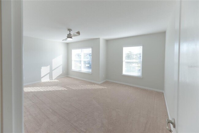 Building Photo - 600 Northern Way