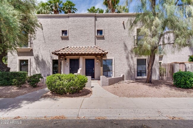Building Photo - 7290 E Rancho Vista Dr