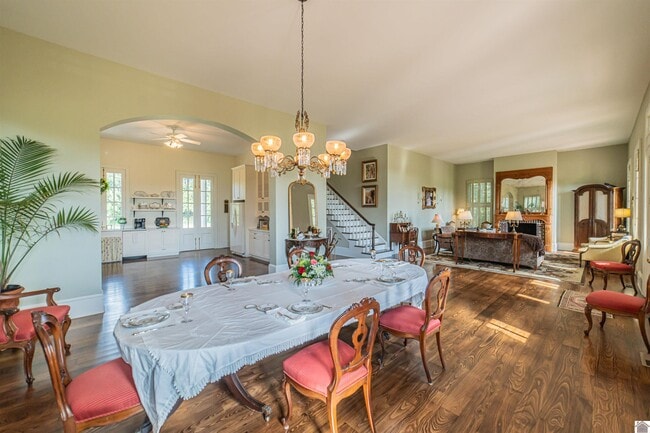 Building Photo - 2500 Biggs Rd