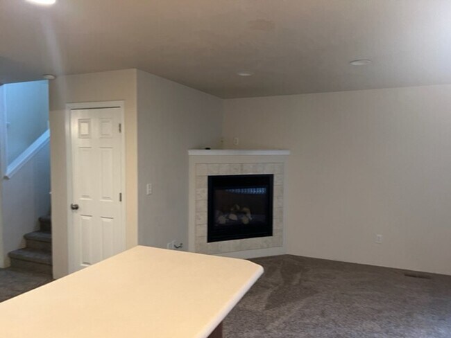 Building Photo - 1297 Clearsprings Dr
