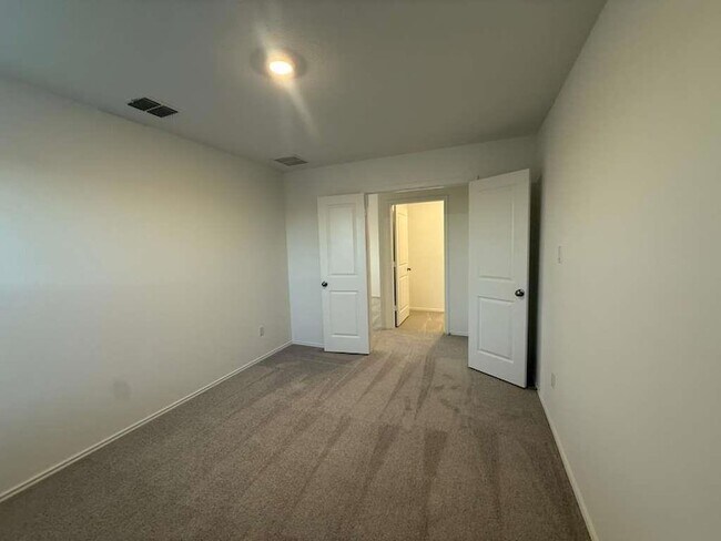 Building Photo - 18022 Lark Sparrow Dr