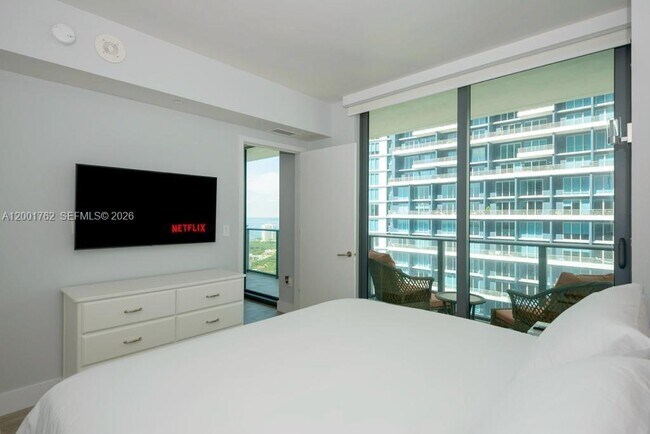 Building Photo - 1300 S Miami Ave