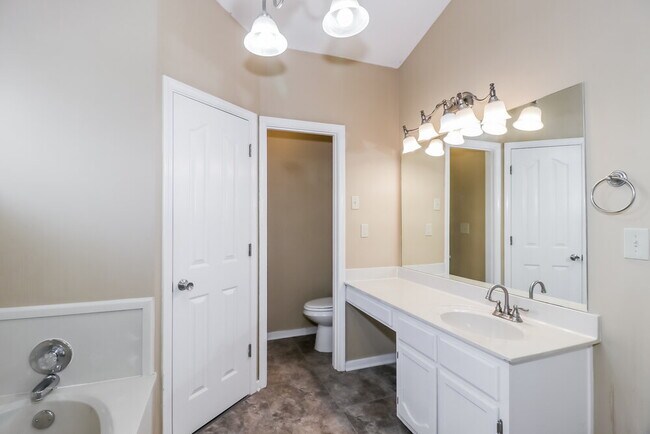 Building Photo - 2630 Pintail Dr